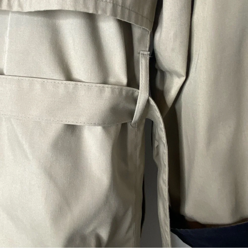 London Fog Vintage Classic Cream Tan Trench Coat